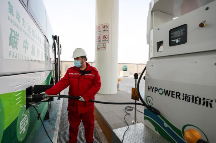 驕傲！為冬奧會服務的燃料電池汽車發動機來自大興.jpg