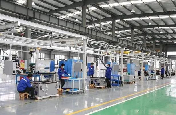 事關氫能軌道車，這家成都企業靠實力撐起“一片天”.jpg